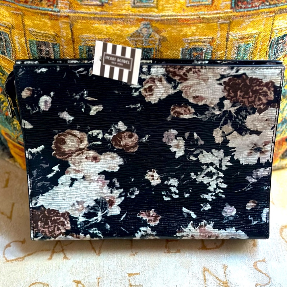 Henri Bendel West 57th Floral Cosmetic Pouch/Clutch NWT